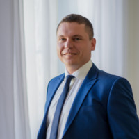 Павел Макаренко