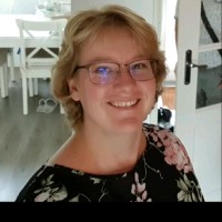 Esther Van Hilten