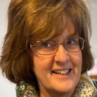 Julie Lawrence