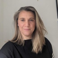 Mujgan Cox