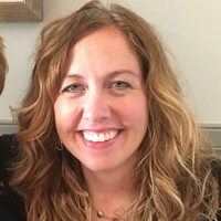 Traci Simons