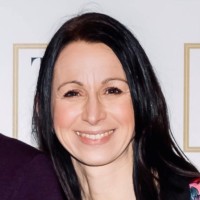 Caroline Bonneville