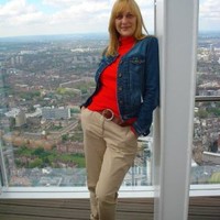 Fiona Betts