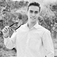 Paul Deloya