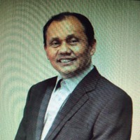 Edhie Riantho. T. Se.