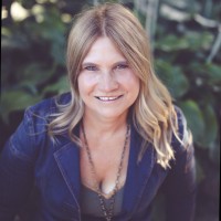 Jennifer Bromann-Bender