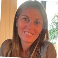 Susana Lara, Mba