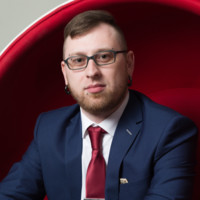 Евгений Елизаров