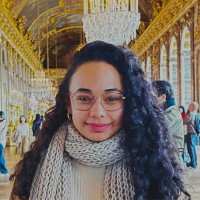 Jhulienne MENEGHETTE