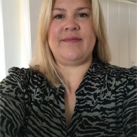 Kim Riach