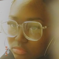 Nukia Holmes