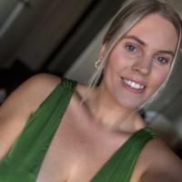 Simone Van Molendorff