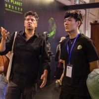 Che Wang