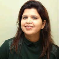 Dr Prajakta Damakle