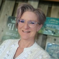 Karin Winters