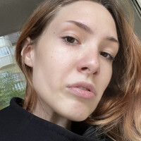 Оля Смірнова