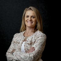 Holly De Jong