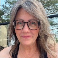 Patti Schmidthiesler