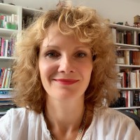 Juliane Locker-Olesker