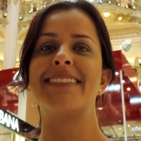 Thais Ferreira