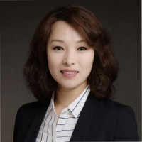 Maggie Zhou