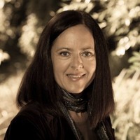 Paula Jeffrey P.