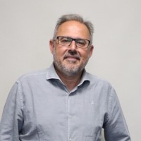 José Mataix