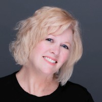 Suzie R.