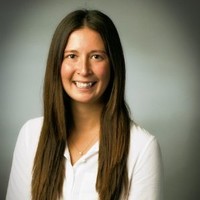 Shelly Dean, Pe