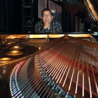 Mauricio Flores