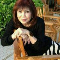 Aurora Reyes Manzon