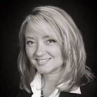 Tina Thomas