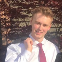 Oliver Kjær Holler