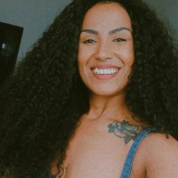 Mickaelly Costa