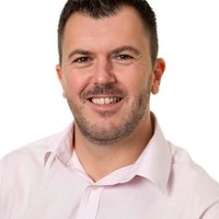 Darren Holmes