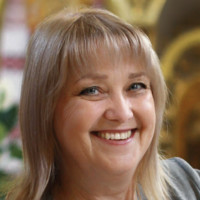 Oksana Meiklejohn