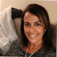Neusa Cabral