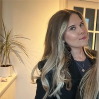Mia Cooper