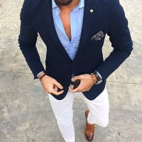 Faiz Khan