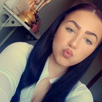 Chloe Ceowe
