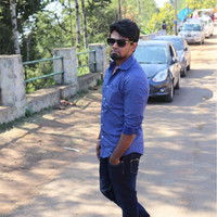 Navin M