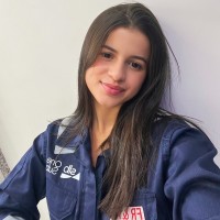 Mariana De Oliveira Veloso