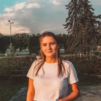 Roxana Sprivac