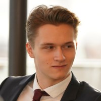 Nikos Viktor Piper