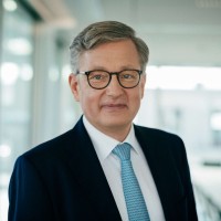 Dr. Frank Thiäner