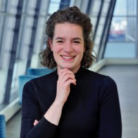Esther De Vries