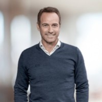 Gregor Hueber, Mba
