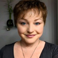 Sarah Tompkins