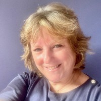 Colette COMBES