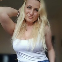 Ines Manon